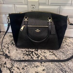 Black Coach handbag with removable shoulder strap
